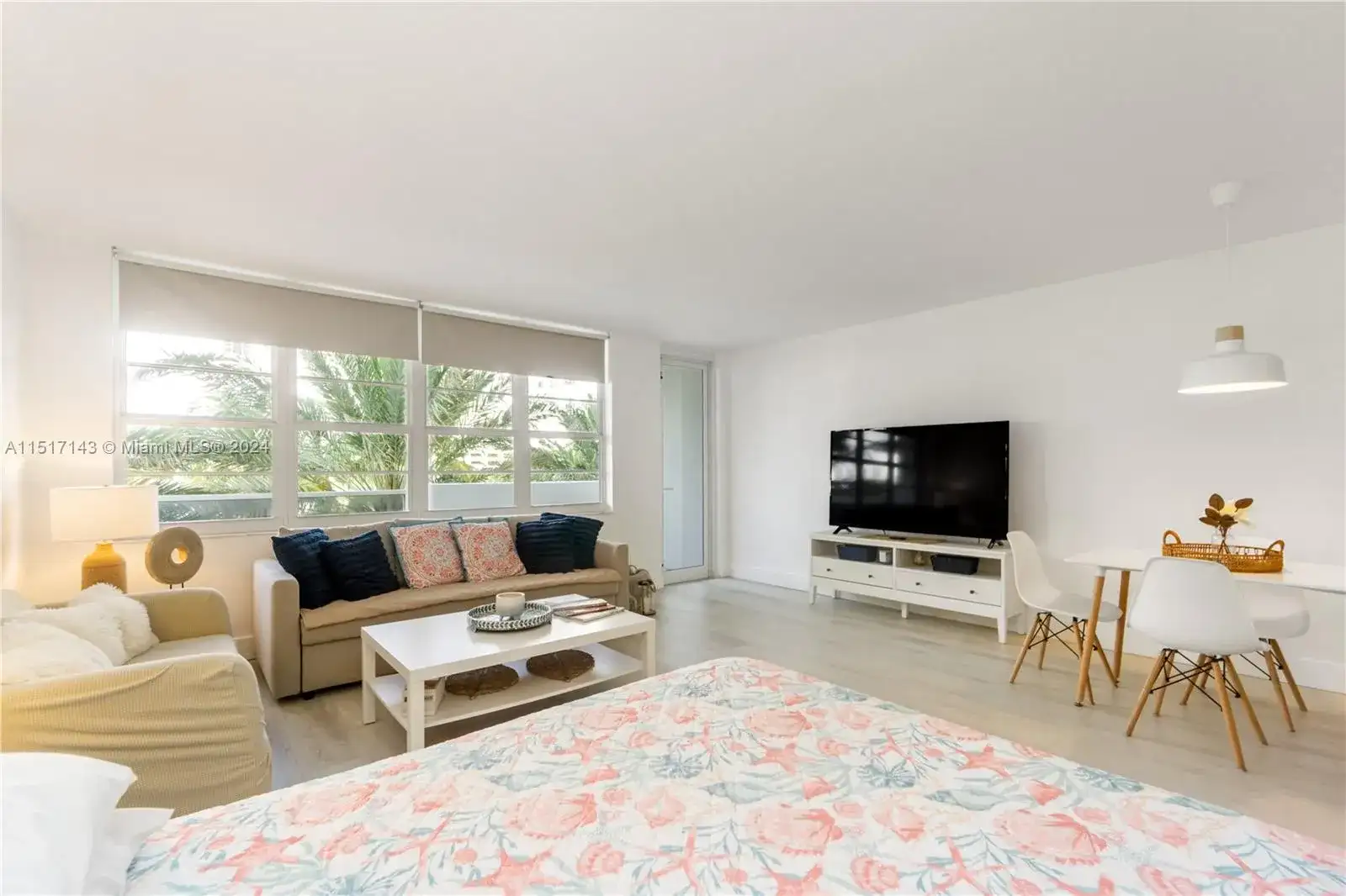 100 Lincoln Rd # 312, Miami Beach FL 33139 photo 2