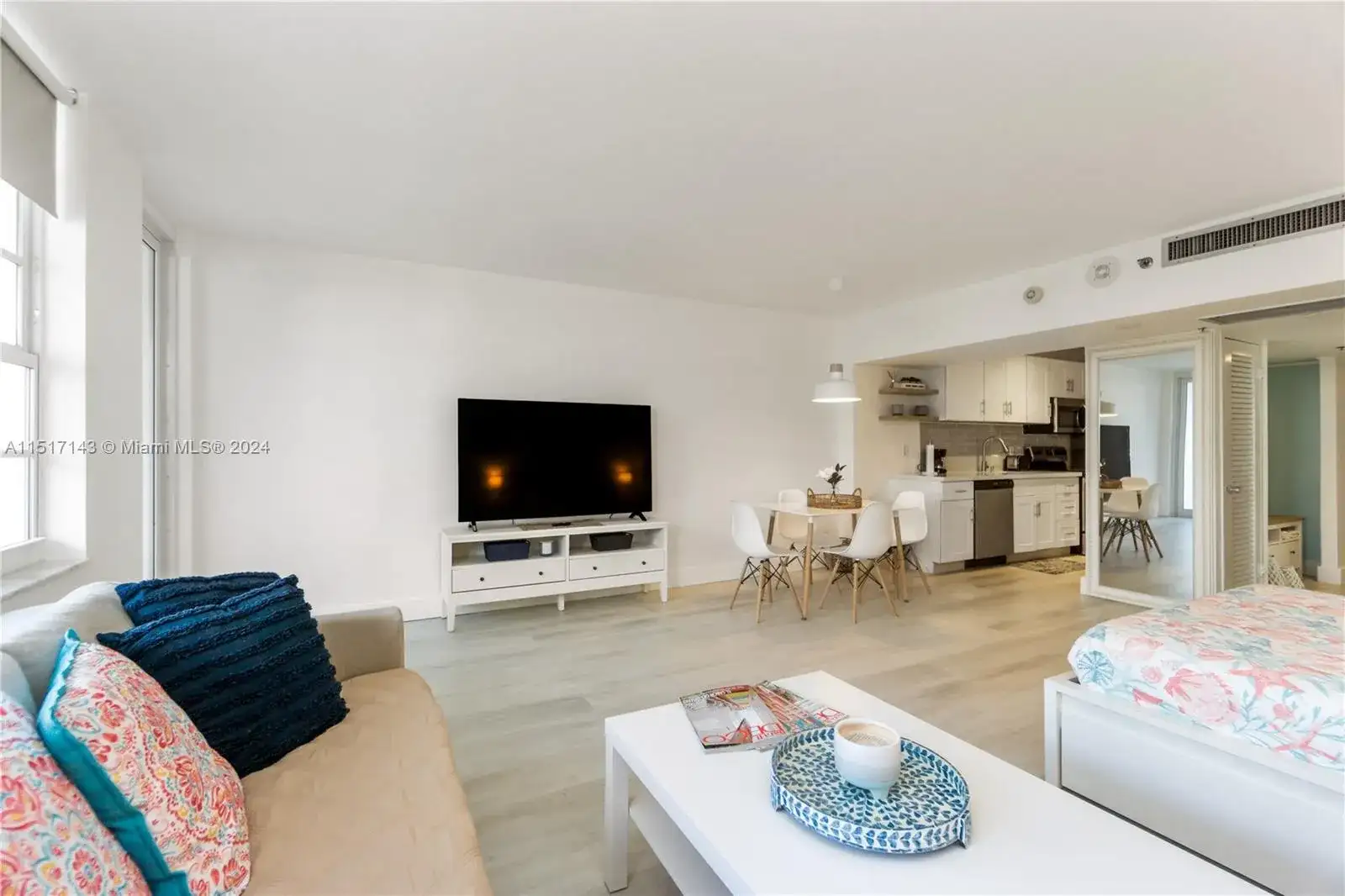 100 Lincoln Rd # 312, Miami Beach FL 33139 photo 4