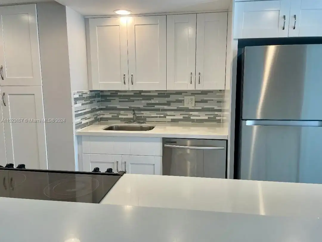 251 174th St # 1607, Sunny Isles Beach FL 33160 photo 3