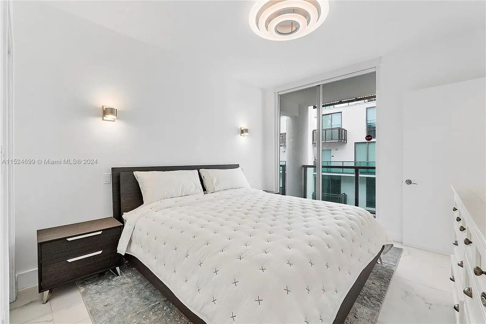 6000 Collins Ave # 510, Miami Beach FL 33140 photo 4