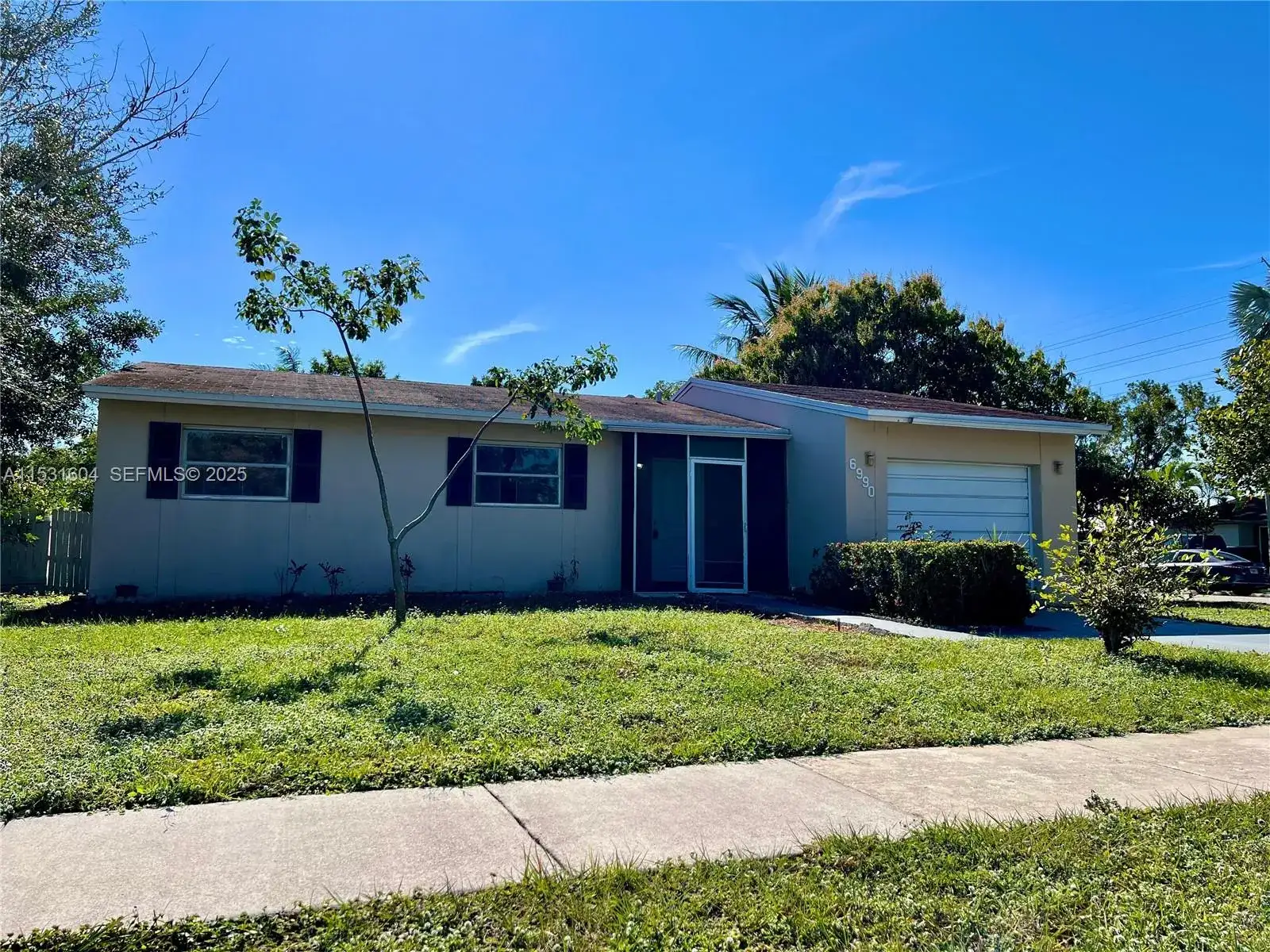 6990 SW 1st St, Margate FL 33068 photo 3