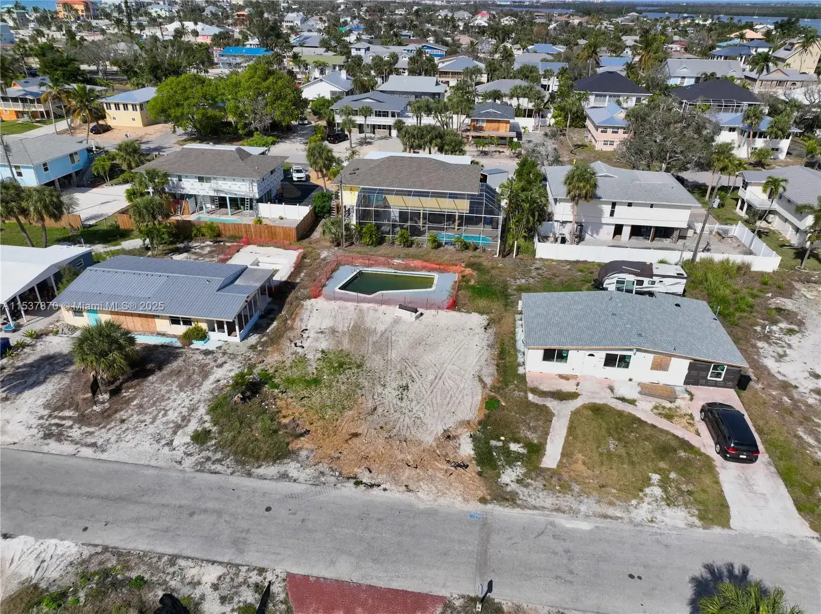 161 HIBISCUS DR, Fort Myers FL 33931 photo 3