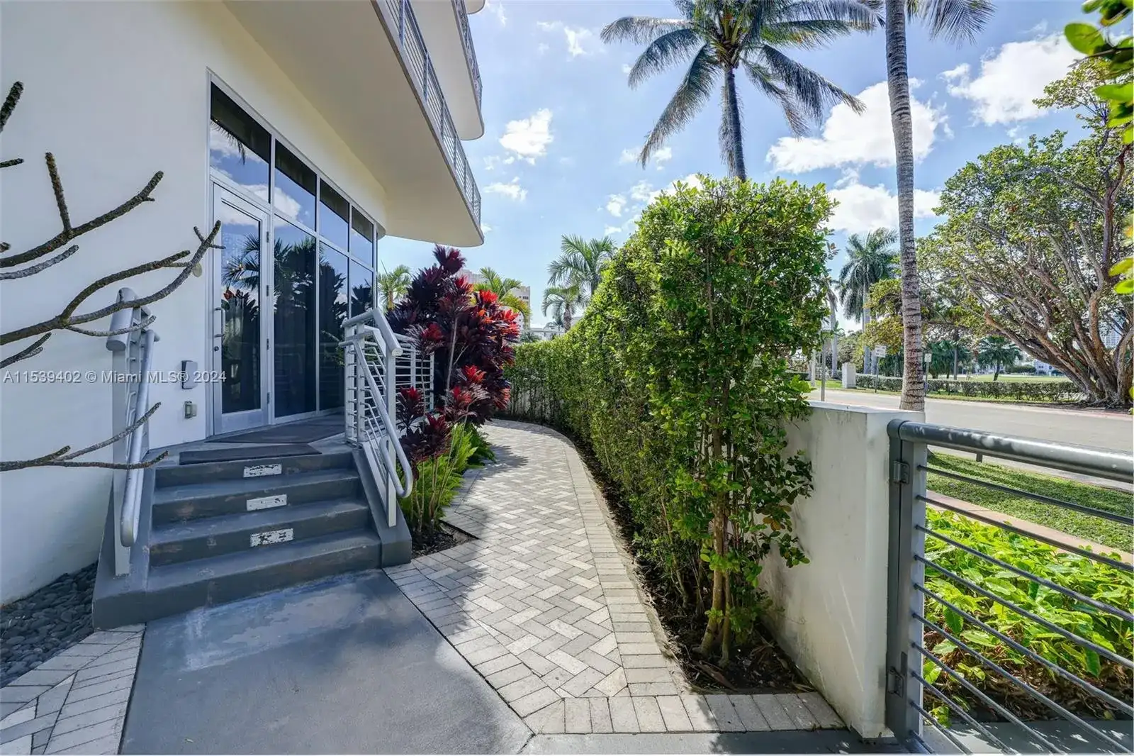 2001 Meridian Ave # 101, Miami Beach FL 33139 photo 3