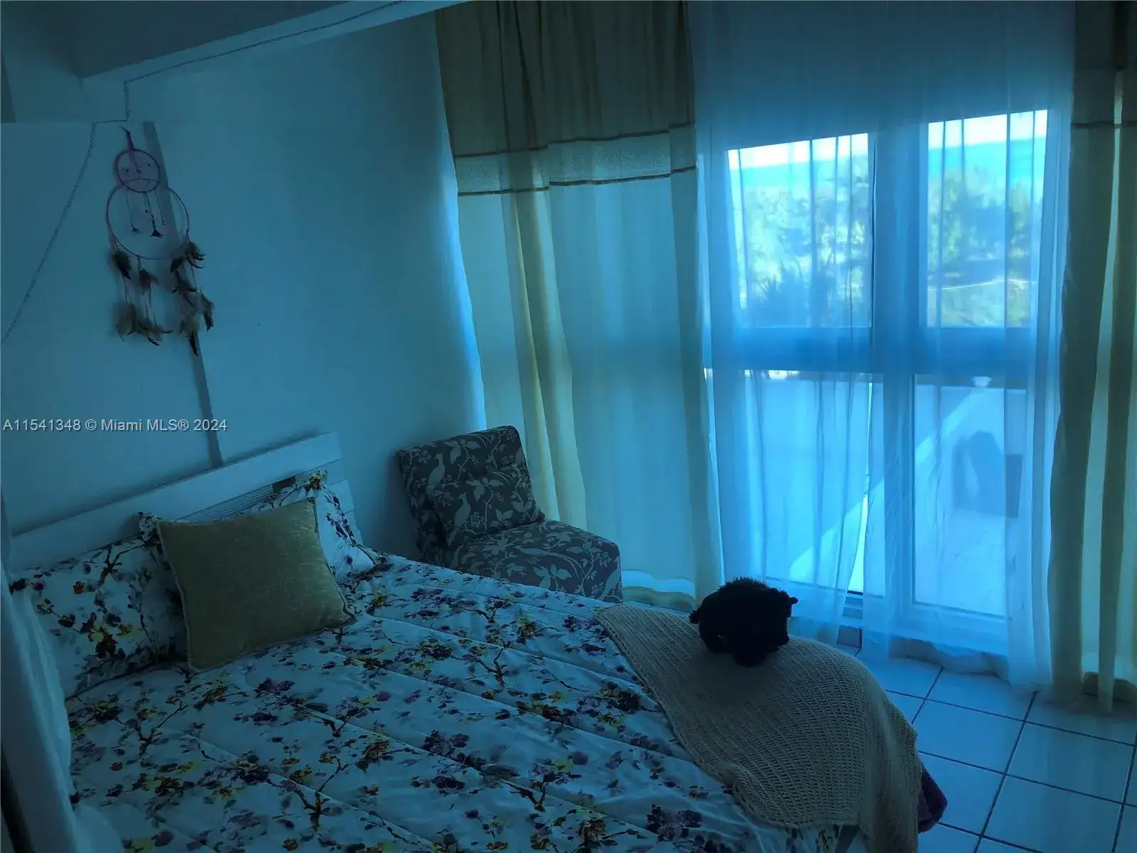 5445 Collins Ave, Miami Beach FL 33140 photo 2