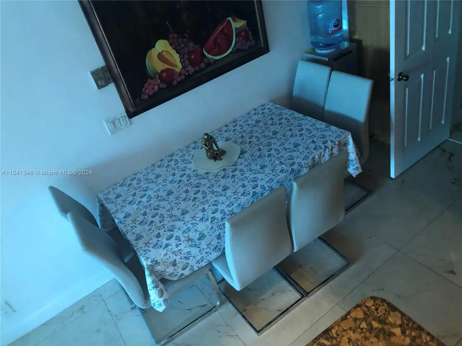 5445 Collins Ave, Miami Beach FL 33140 photo 5