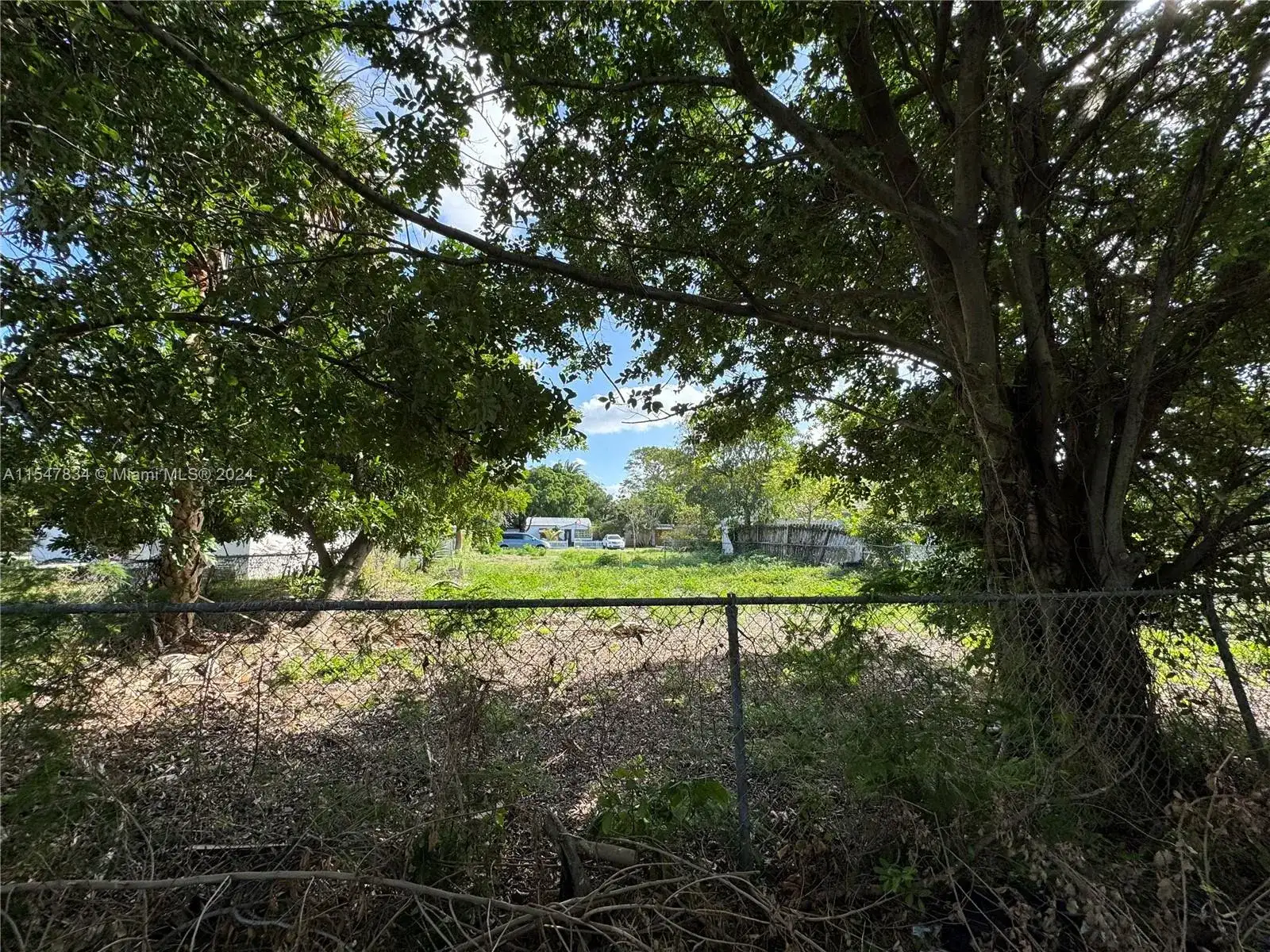 2205 Coolidge St, Hollywood FL 33020 photo 4