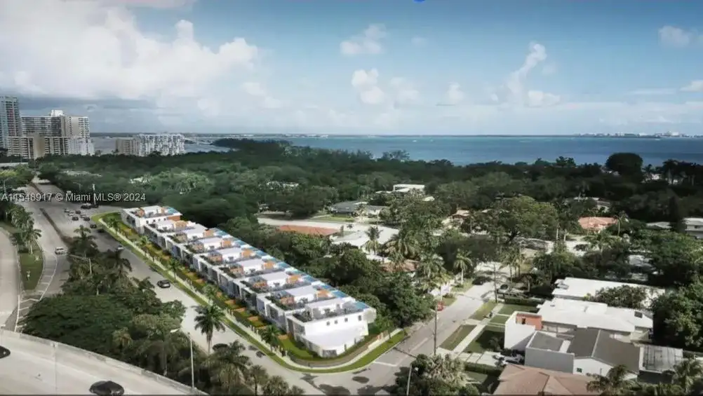 2900 S Miami Ave, Miami FL 33129 photo 3