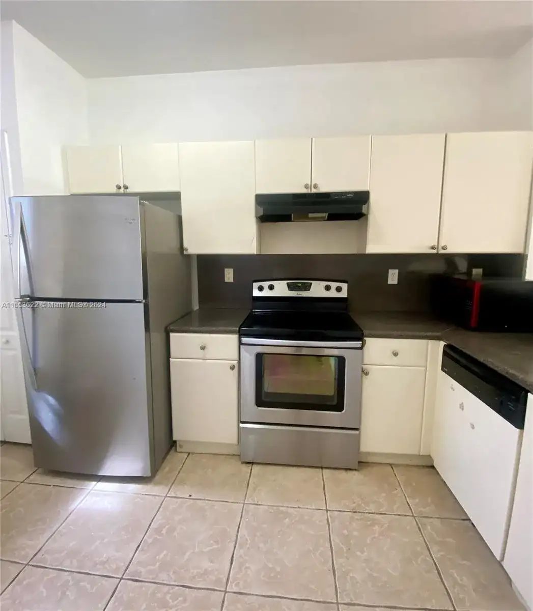 7200 NW 177th St # 7, Hialeah FL 33015 photo 4