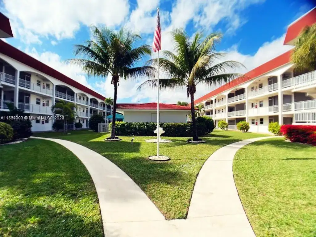 580 Egret Dr # 302, Hallandale Beach FL 33009 photo 2