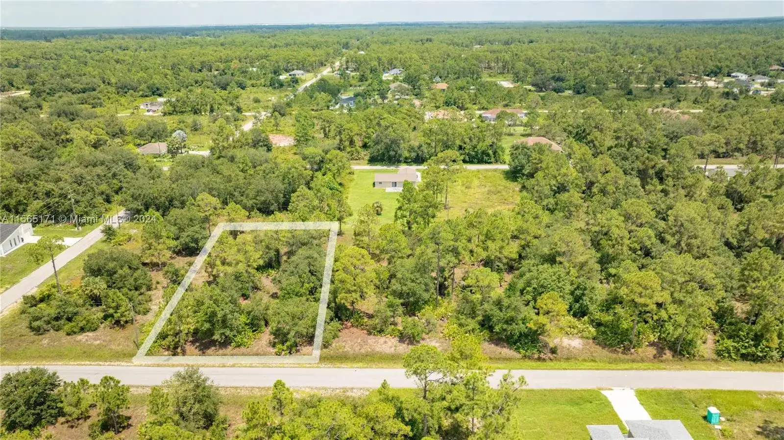 1420 Clayton Ave, Lehigh Acres FL 33972 photo 4