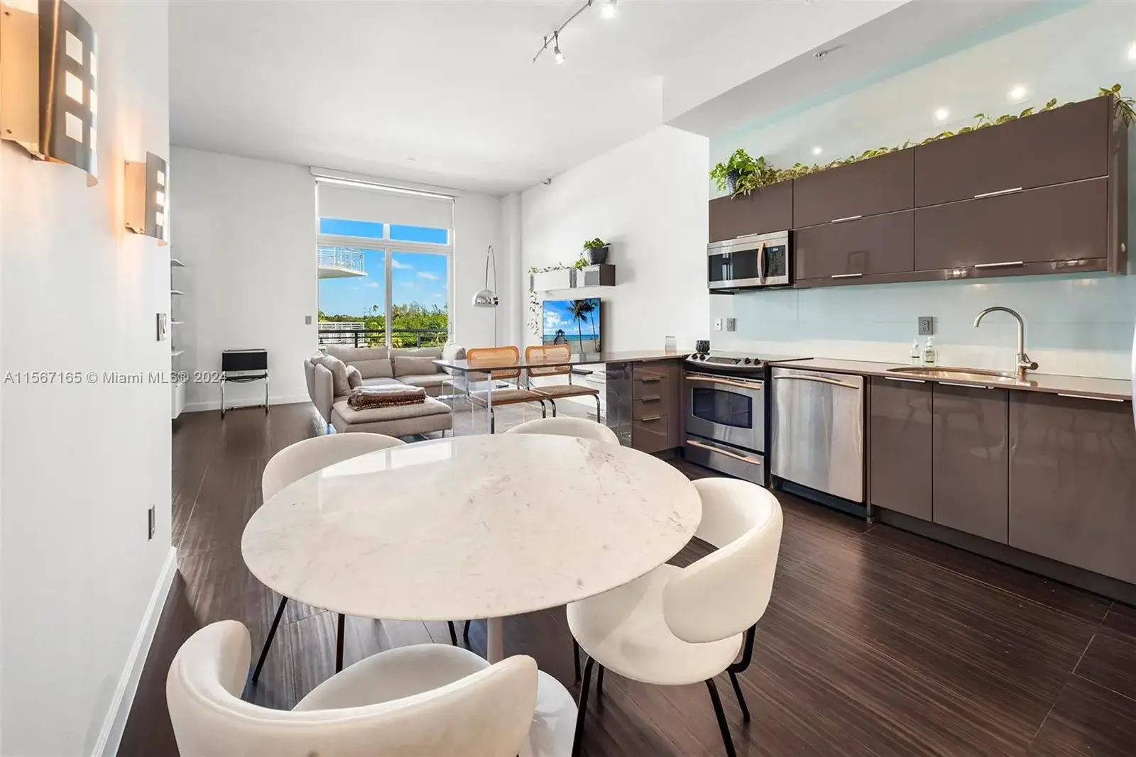 2001 Meridian Ave # 517, Miami Beach FL 33139 photo 3