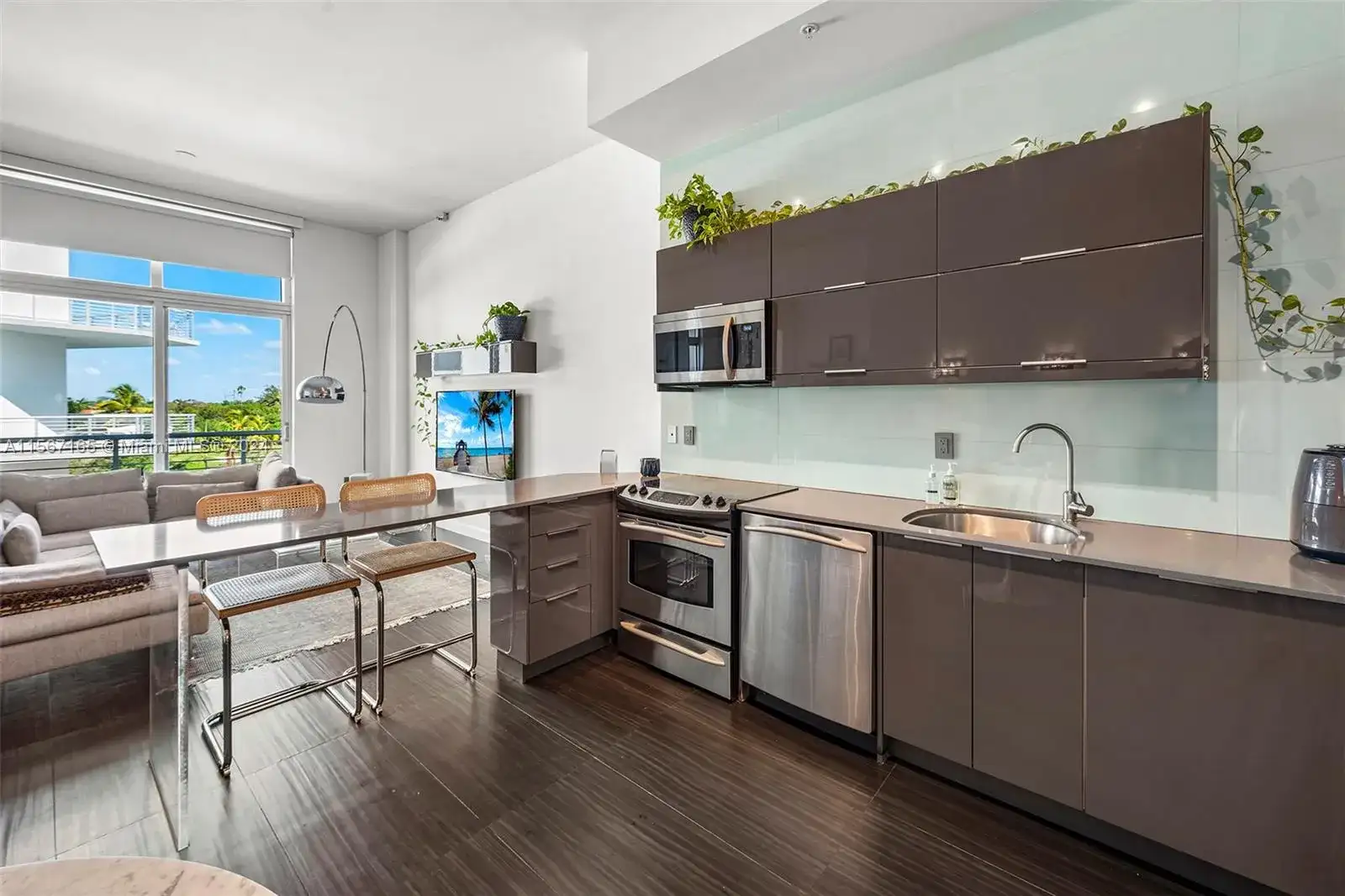 2001 Meridian Ave # 517, Miami Beach FL 33139 photo 4