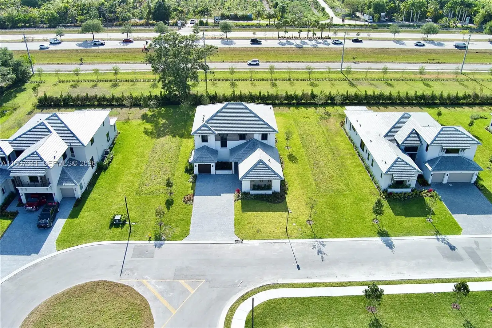 2391 SW 123rd Ter, Davie FL 33325 photo 2