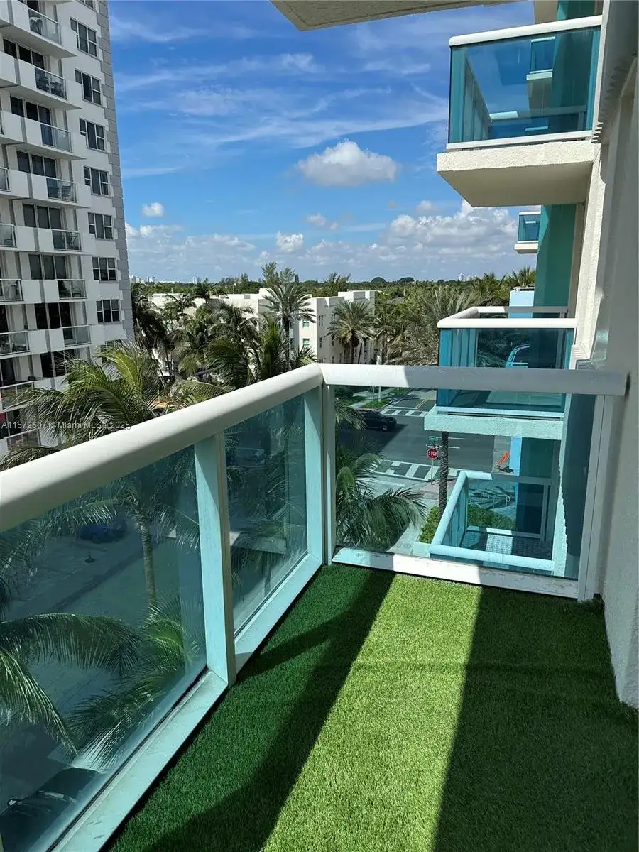 9201 Collins Ave # 524, Surfside FL 33154 photo 4