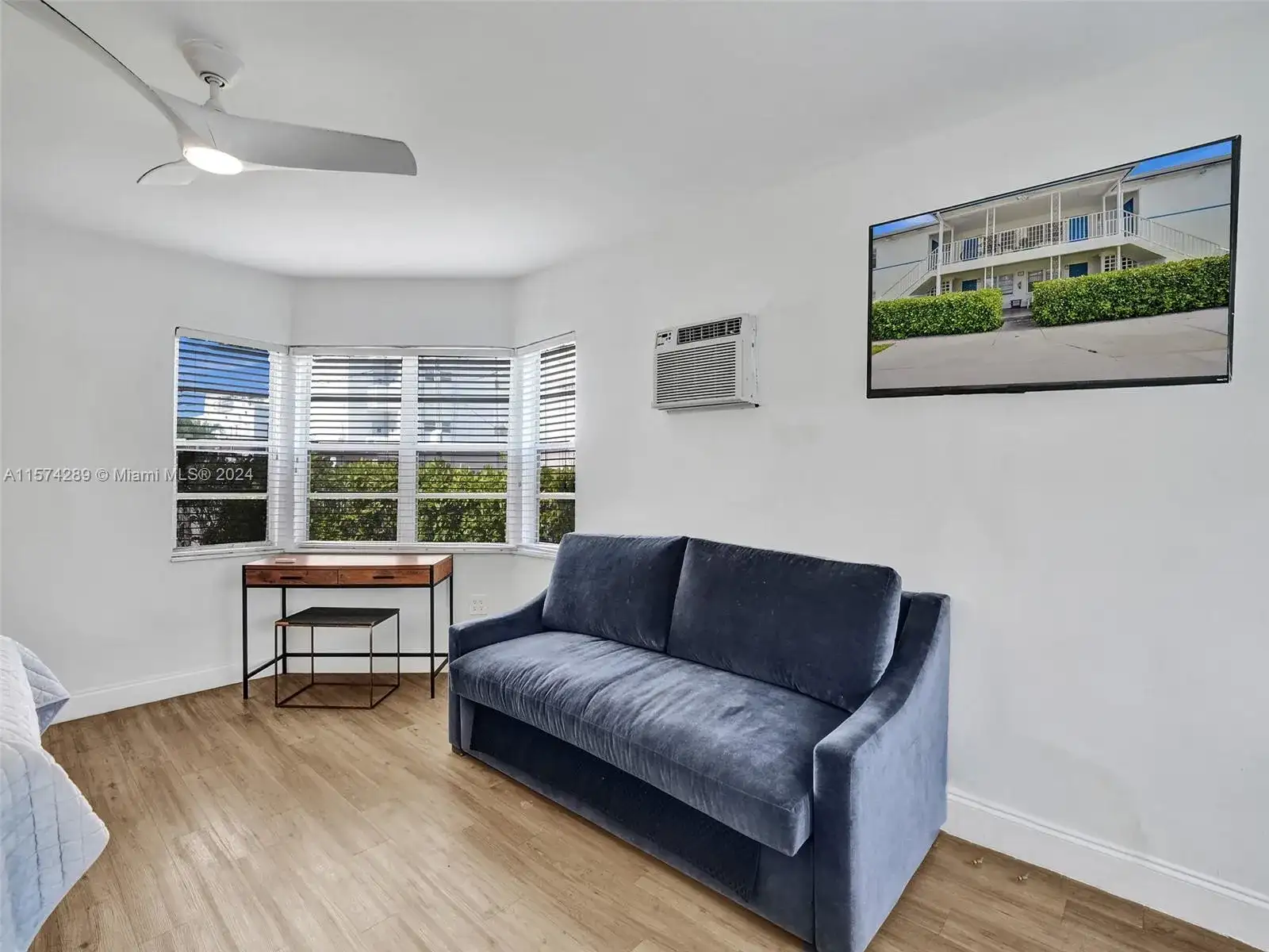 7143 Bonita Dr # 4, Miami Beach FL 33141 photo 3