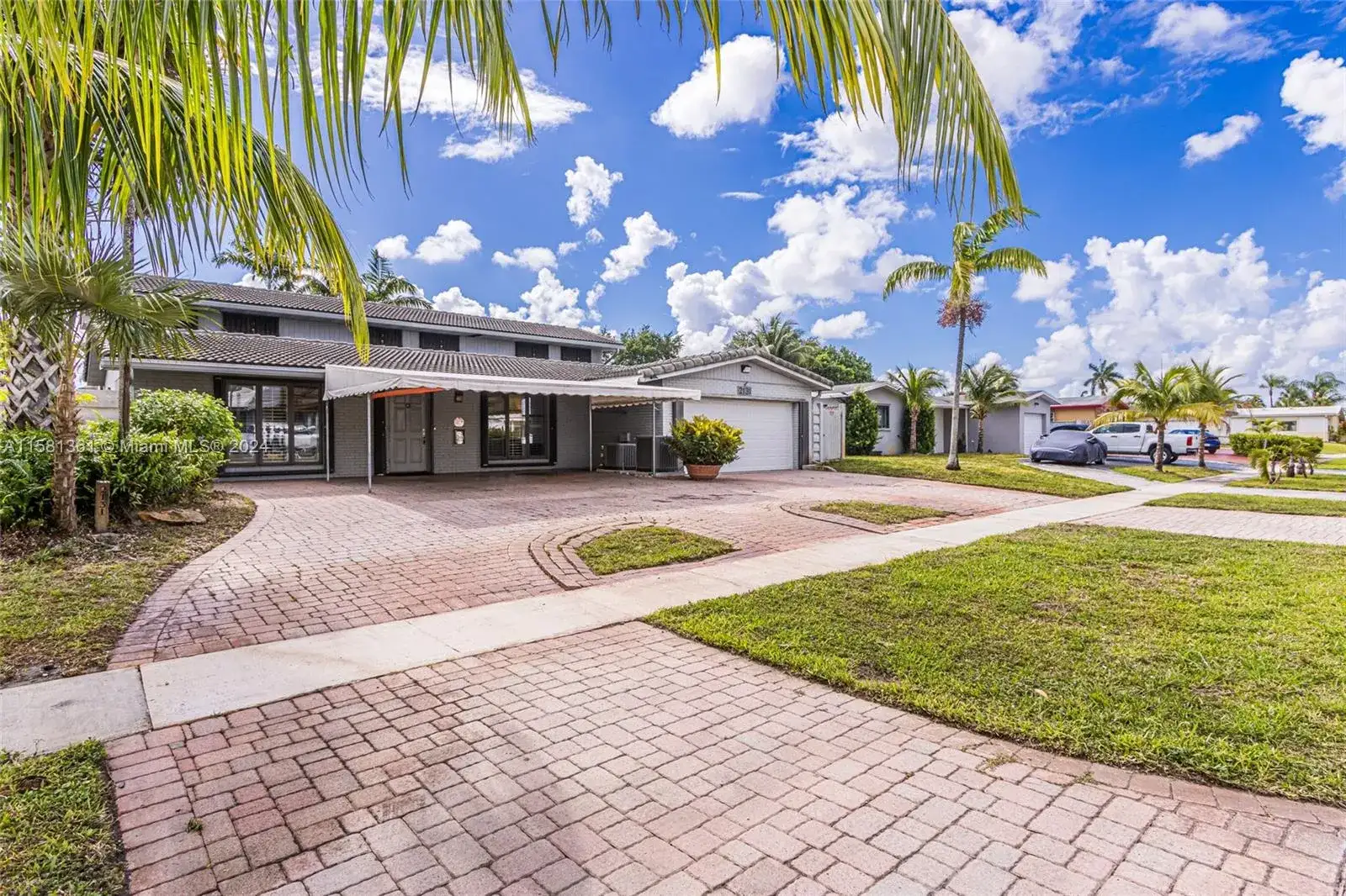 2131 N 53rd Ave, Hollywood FL 33021 photo 2