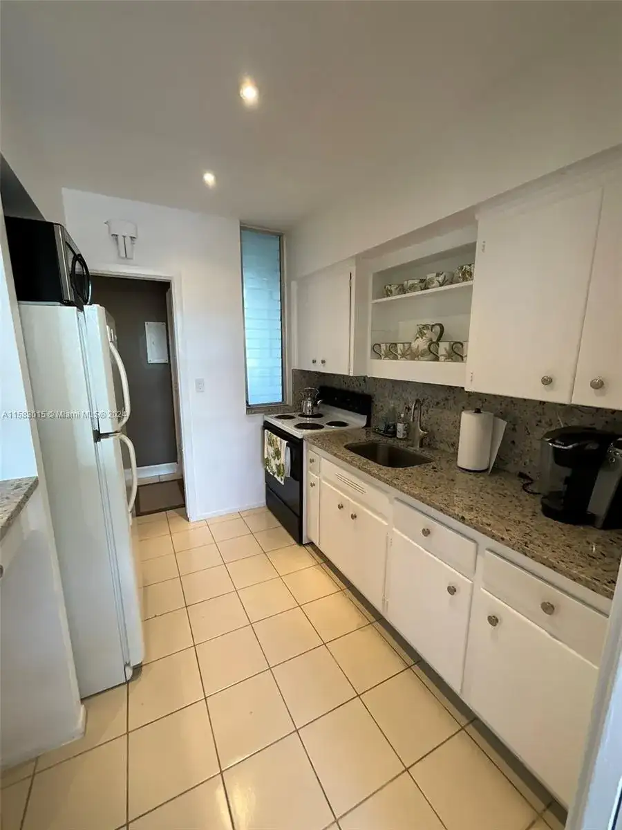 10210 Collins Ave # 305, Bal Harbour FL 33154 photo 4