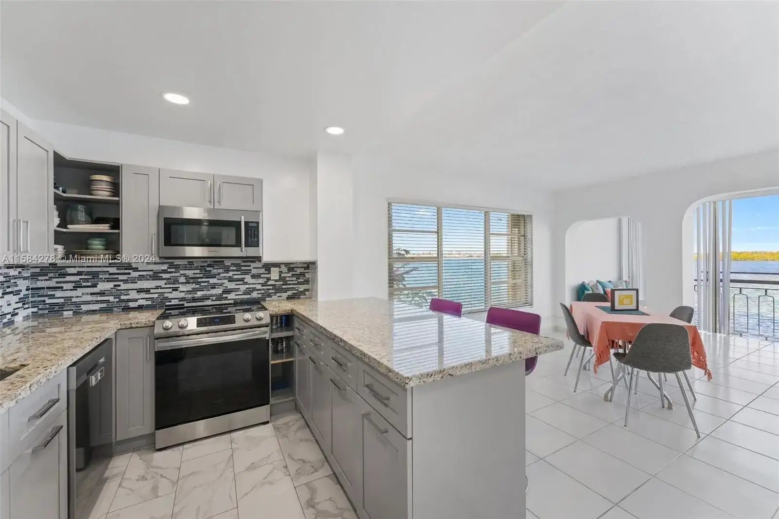 11111 Biscayne Blvd # 3A, Miami FL 33181 photo 5