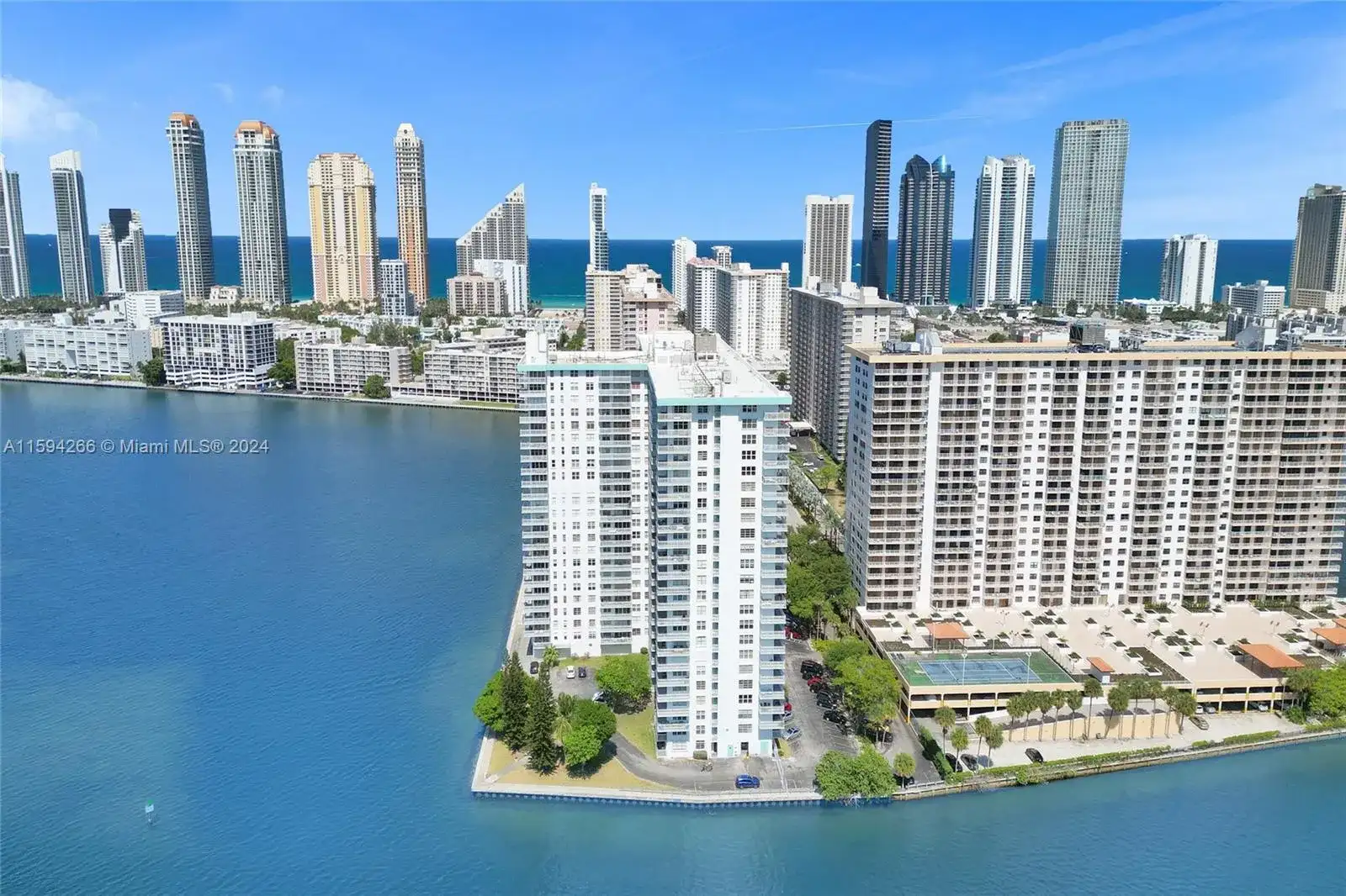 301 174th St # 1701, Sunny Isles Beach FL 33160 photo 3