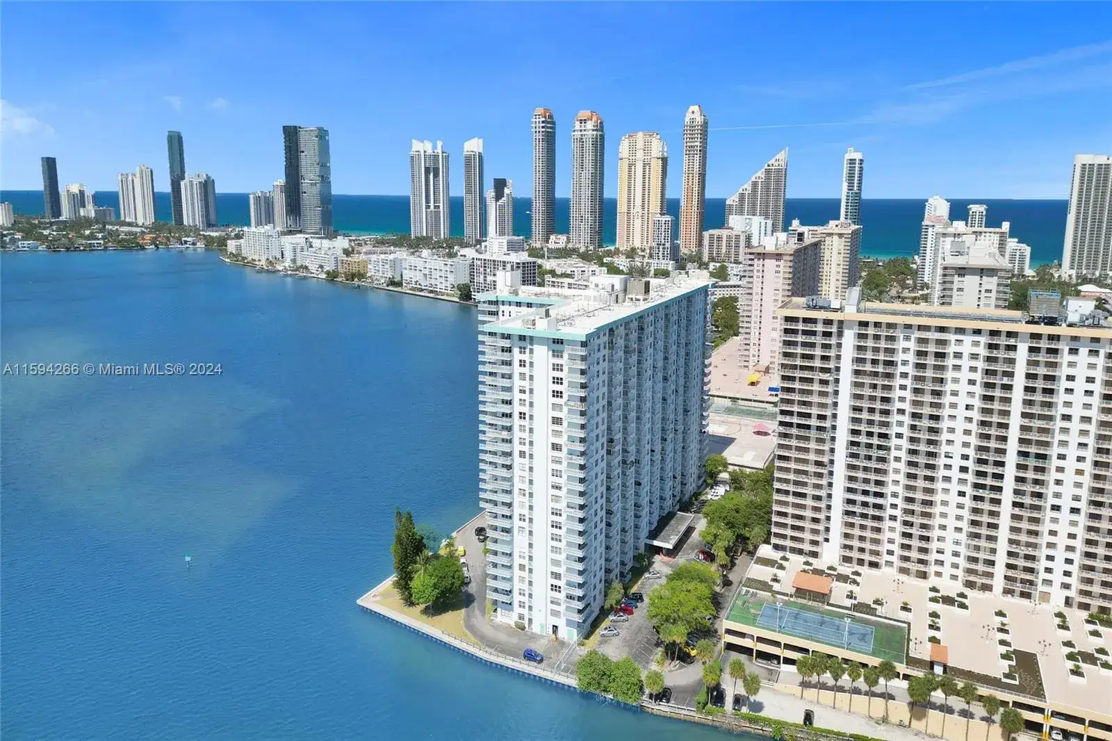 301 174th St # 1701, Sunny Isles Beach FL 33160 photo 4