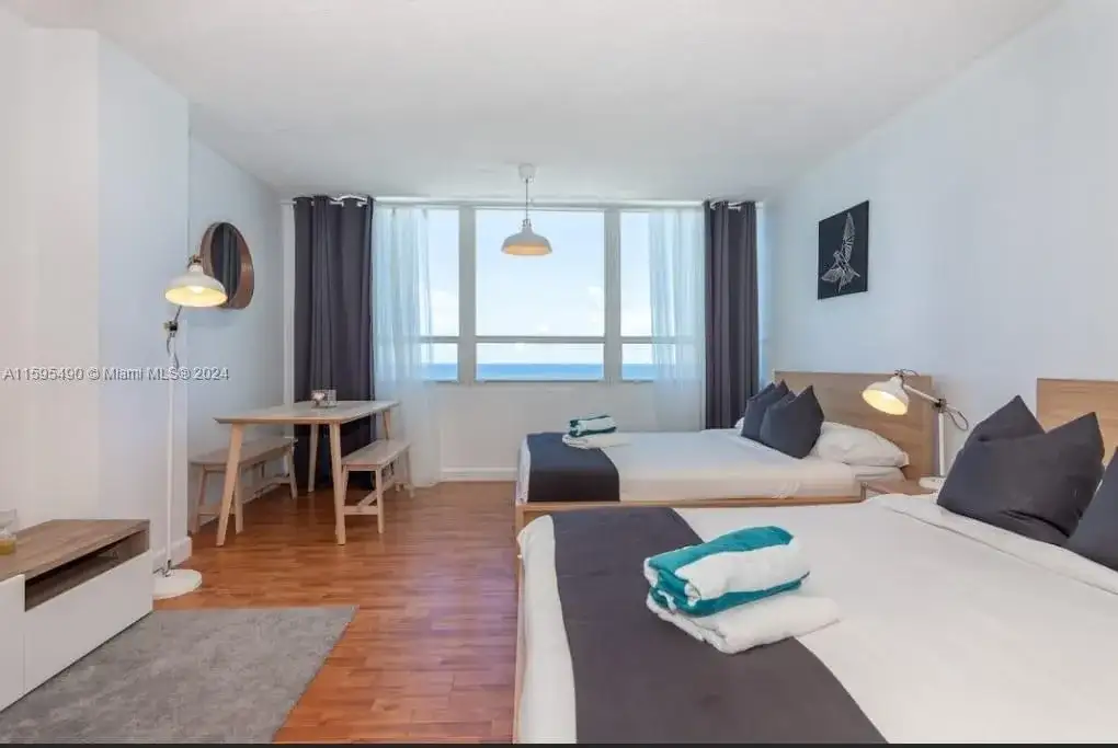 5445 Collins Ave # 1735, Miami Beach FL 33140 photo 3