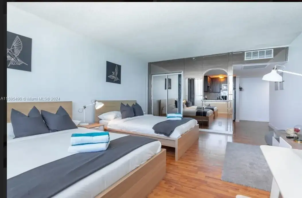5445 Collins Ave # 1735, Miami Beach FL 33140 photo 5
