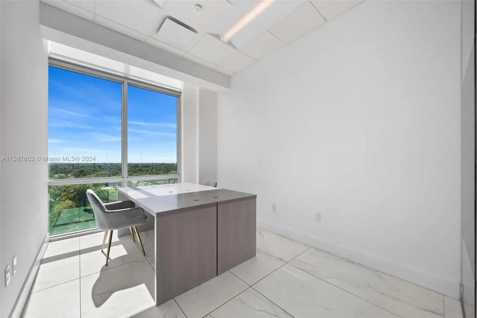 800 SE 4th Ave # 817, Hallandale Beach FL 33009 photo 5
