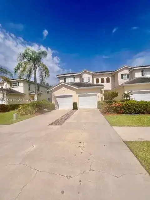 605 Southstar Dr # 1001, Fort Pierce FL 34949 photo 2