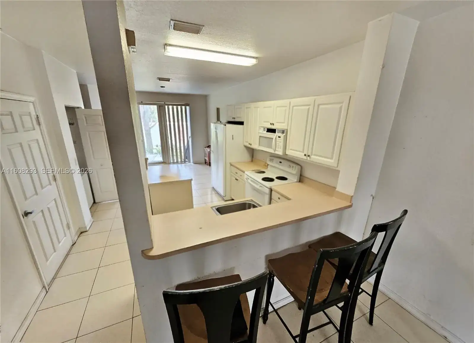 3556 Oleander Ter # 3556, Riviera Beach FL 33404 photo 4