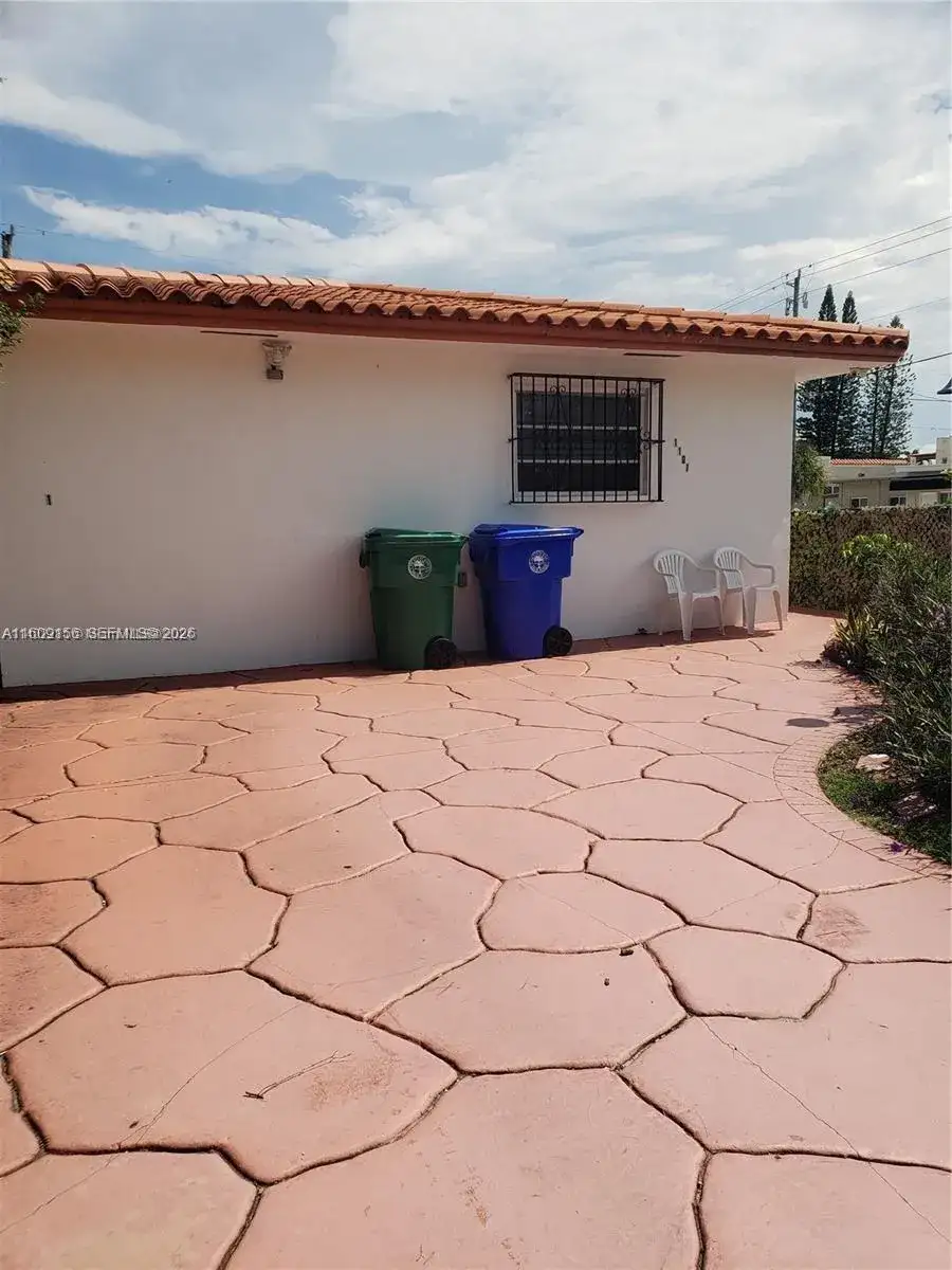 1101 SW 17th Ave, Miami FL 33135 photo 5