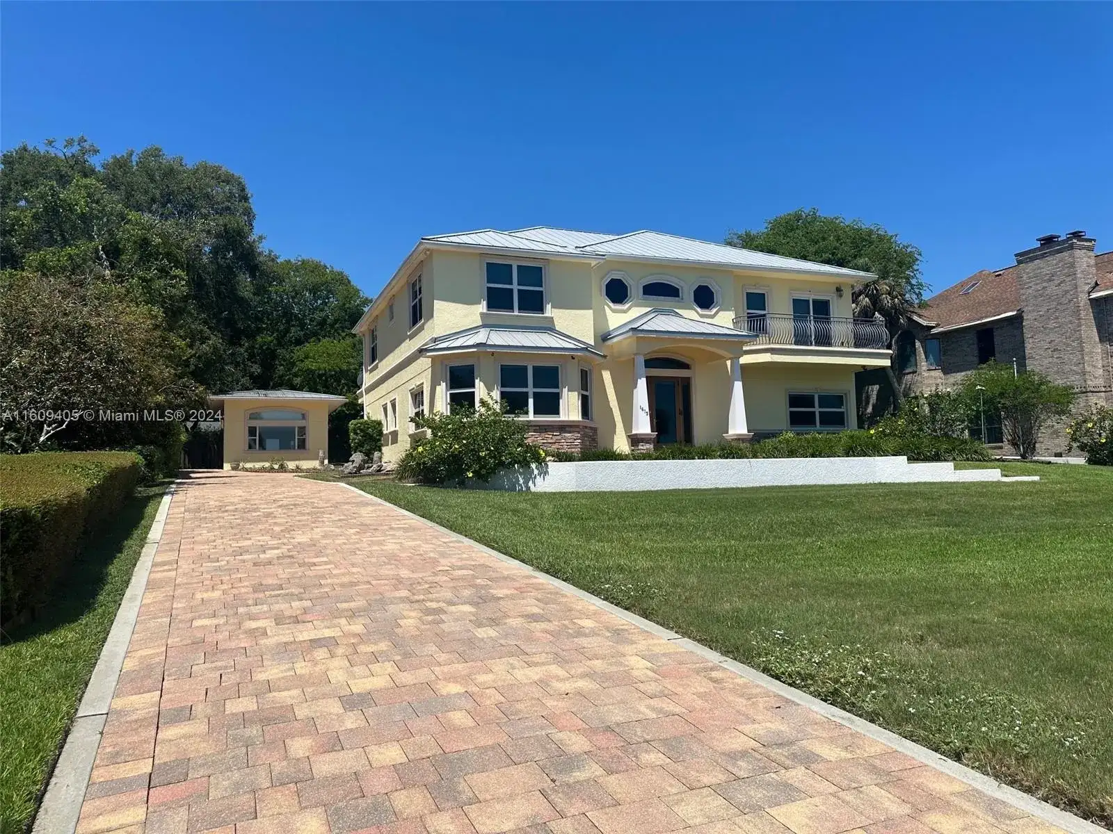 1613 N Indian River Drive, Cocoa FL 32922 photo 5