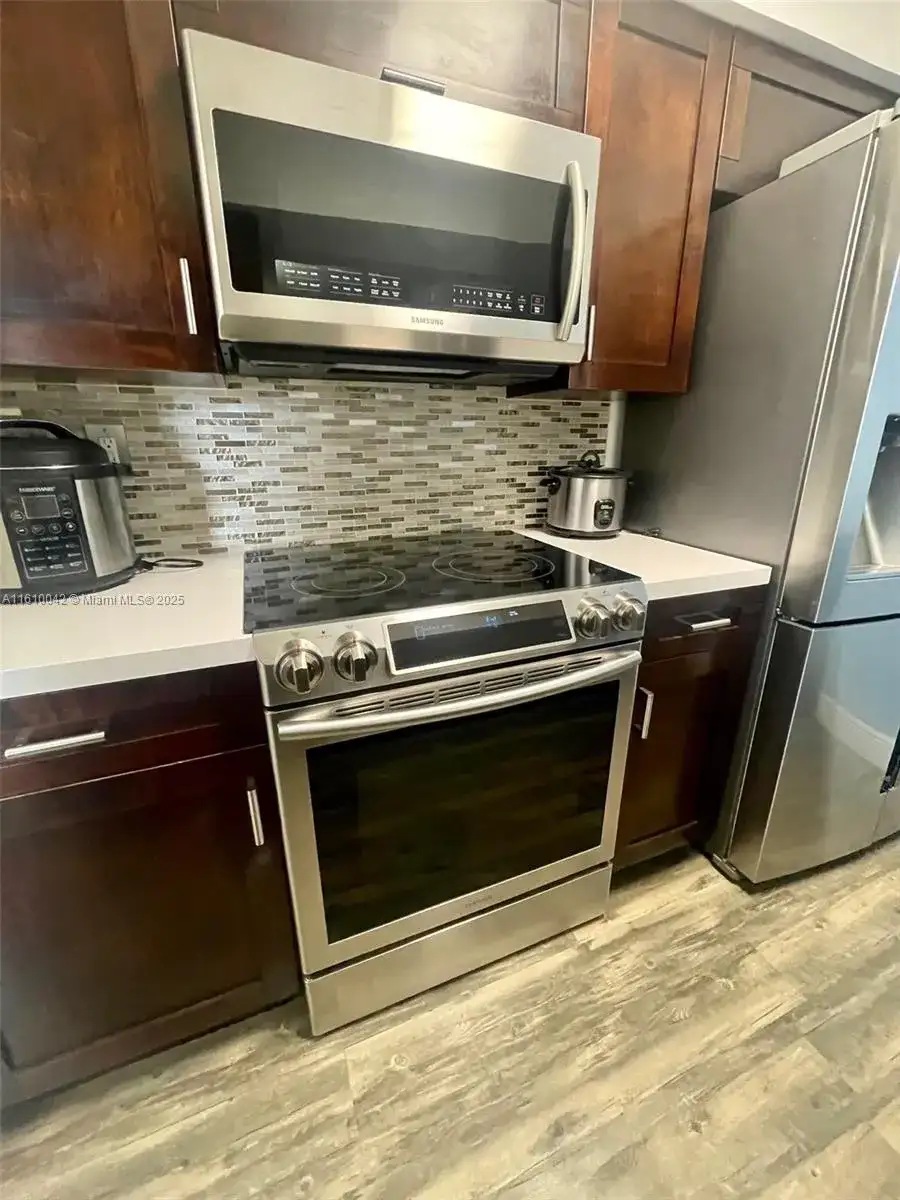 11800 SW 18th St # 4, Miami FL 33175 photo 5