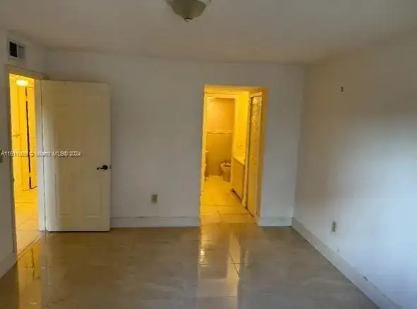 8517 NW 7th St # 304, Miami FL 33126 photo 5