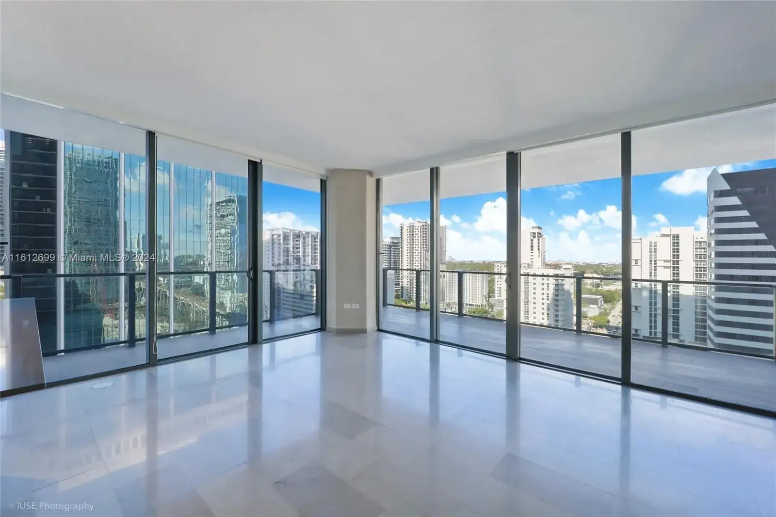 88 SW 7th St # 1202, Miami FL 33130 photo 3