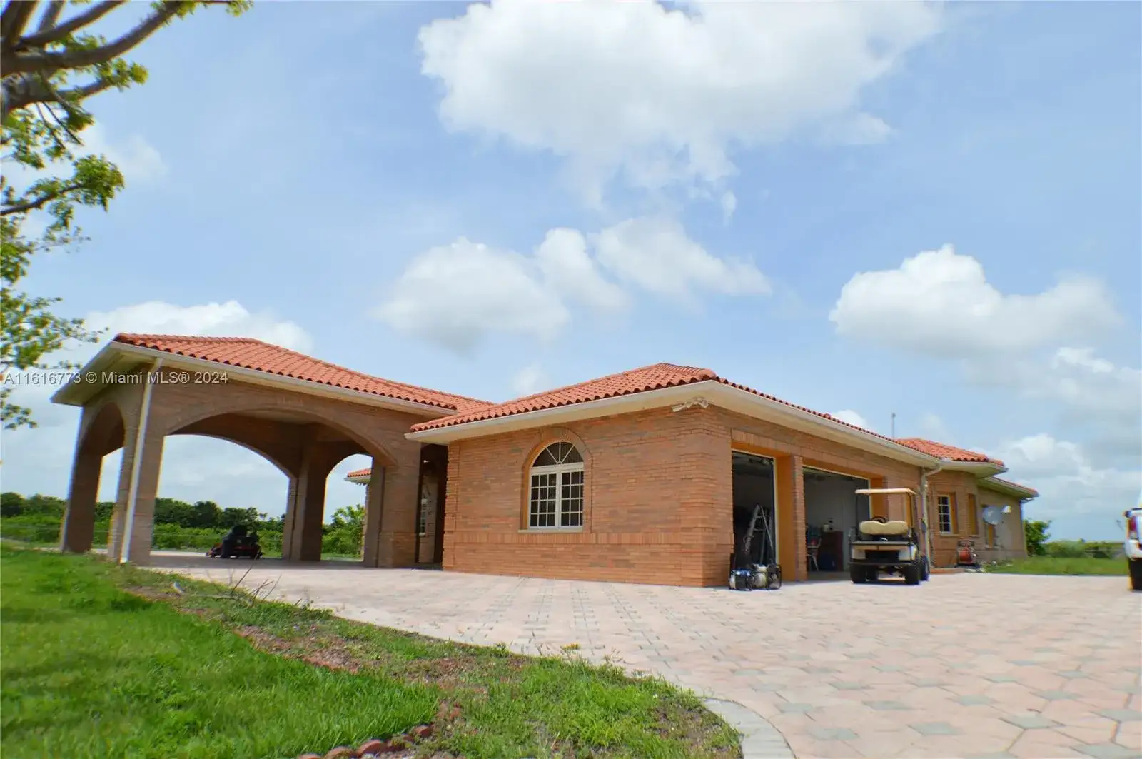 31002 SW 212th Ave, Homestead FL 33030 photo 2