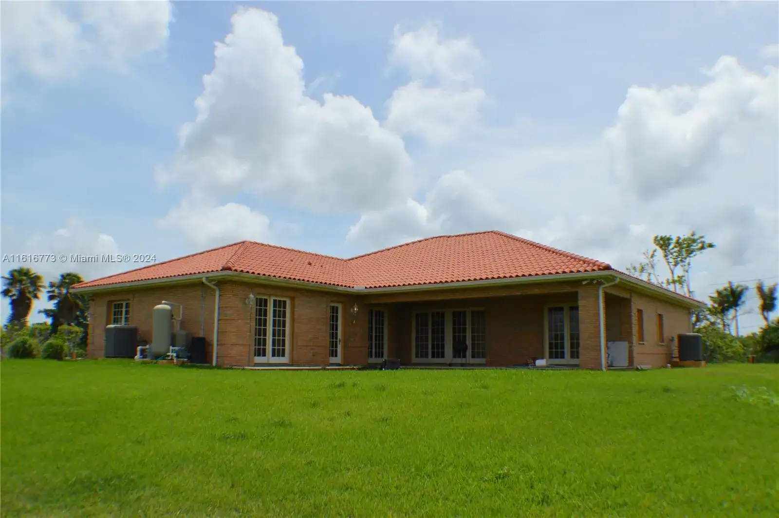 31002 SW 212th Ave, Homestead FL 33030 photo 4