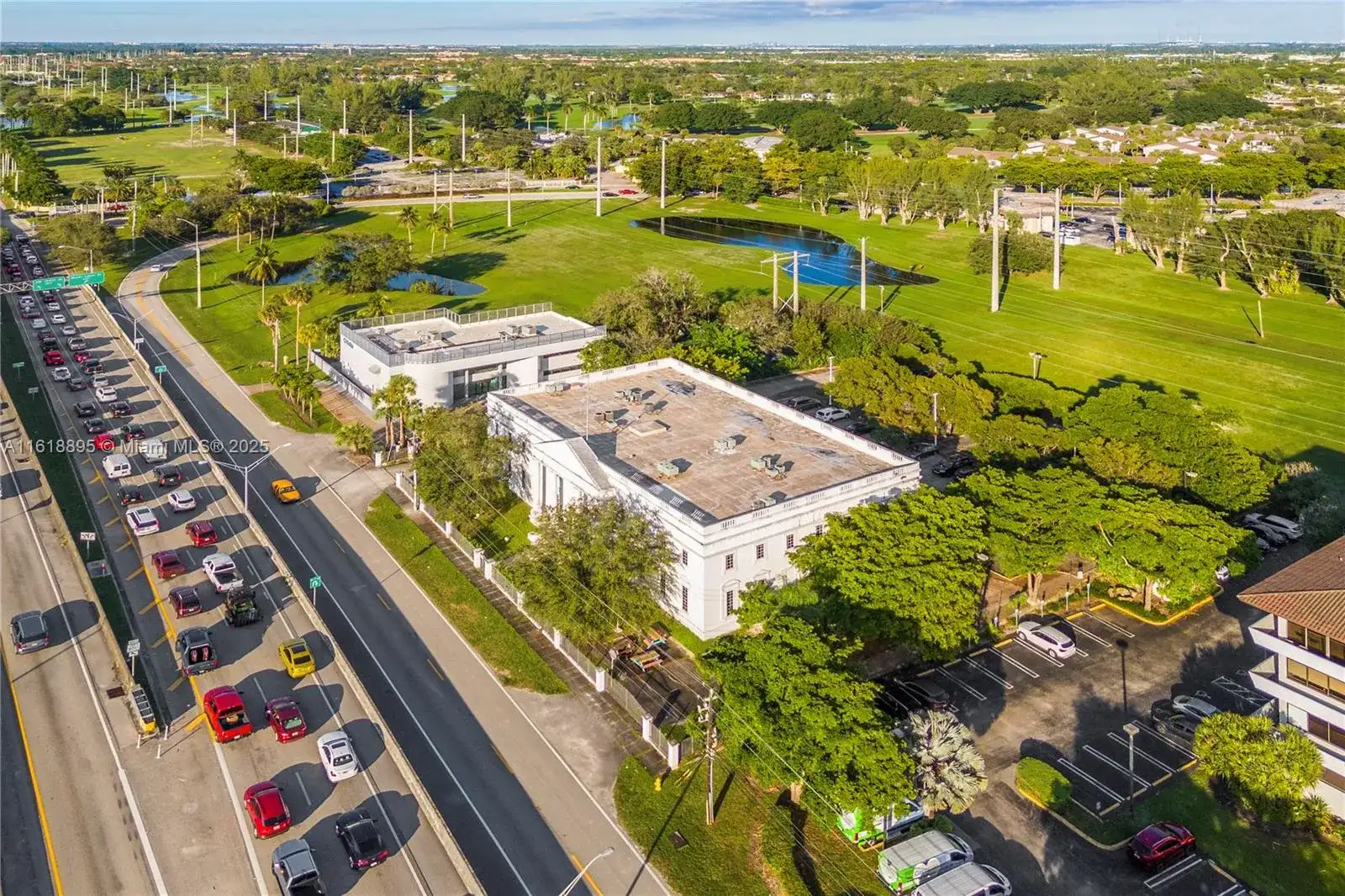 15165 NW 77th Ave, Miami Lakes FL 33014 photo 2