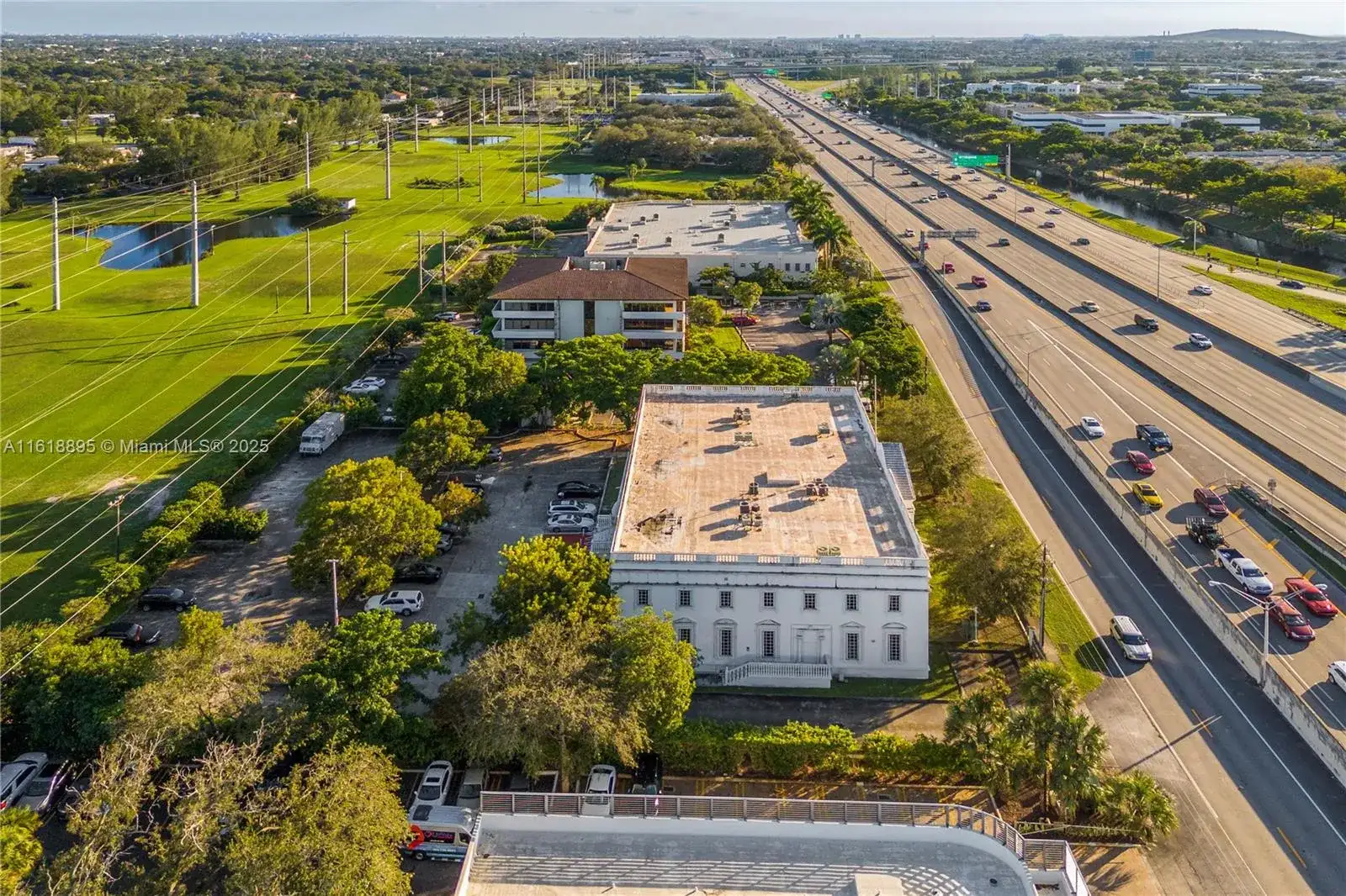15165 NW 77th Ave, Miami Lakes FL 33014 photo 3