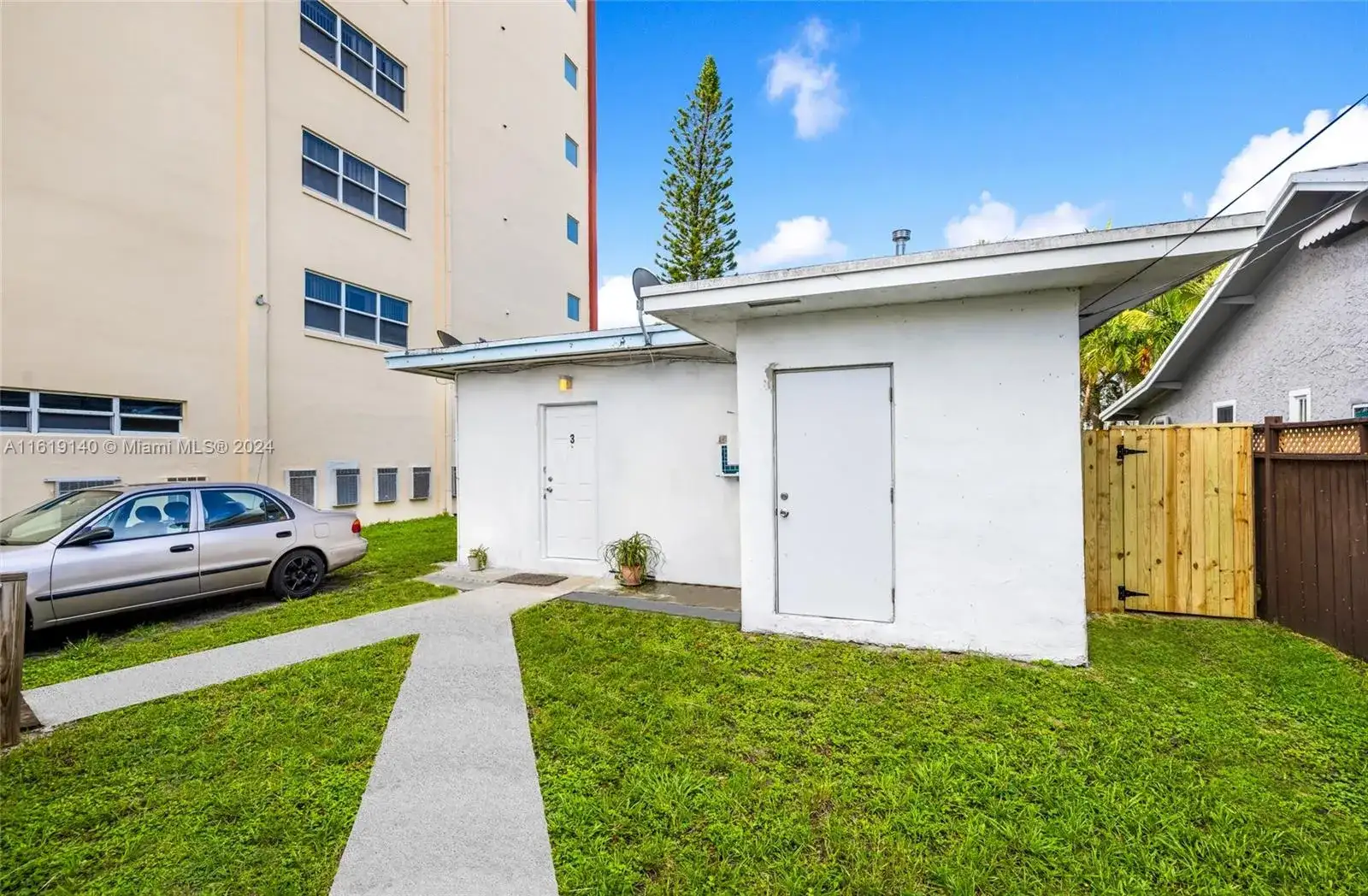 1711 Buchanan St, Hollywood FL 33020 photo 5