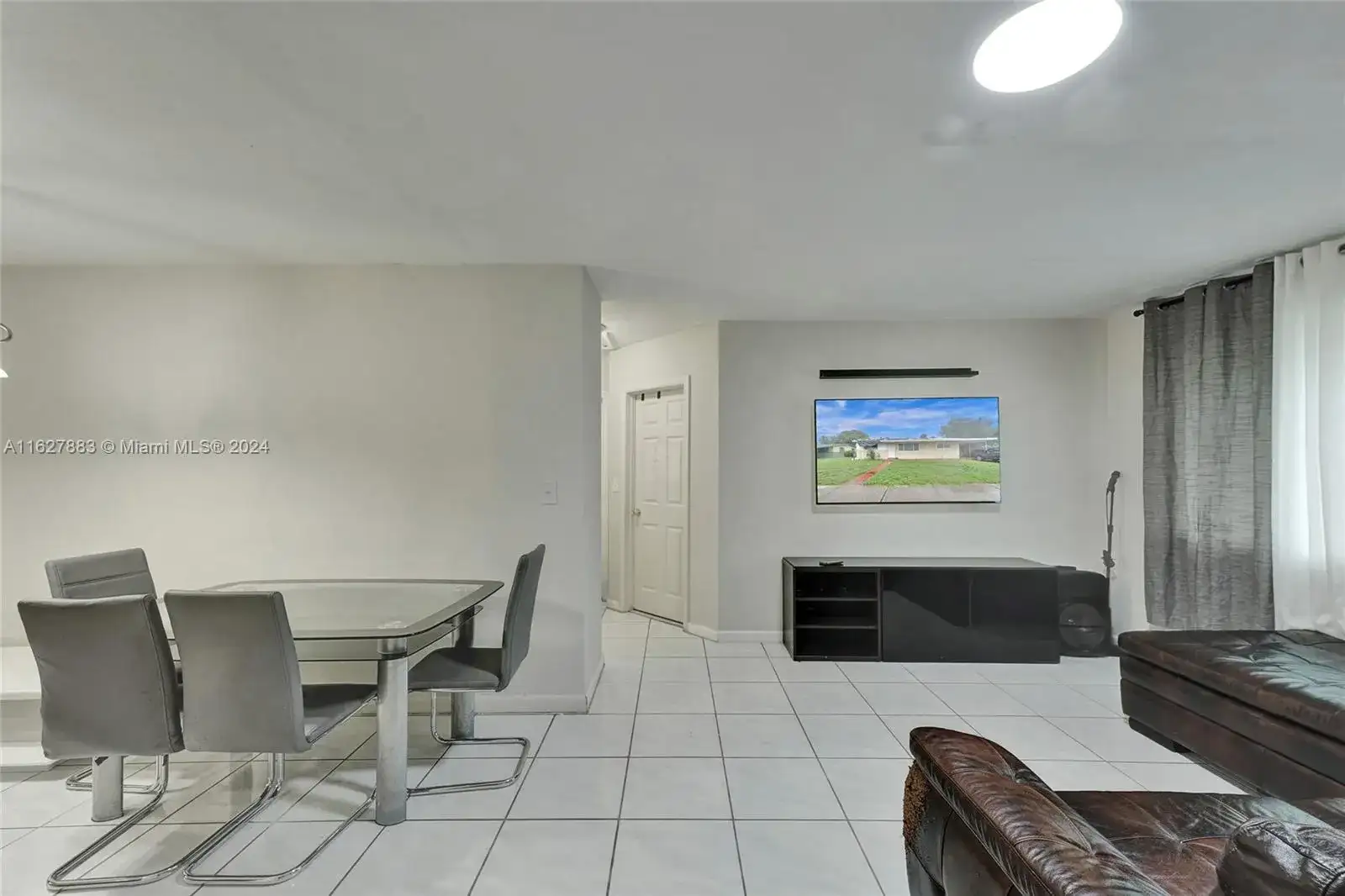 741 NW 175th Dr, Miami Gardens FL 33169 photo 4