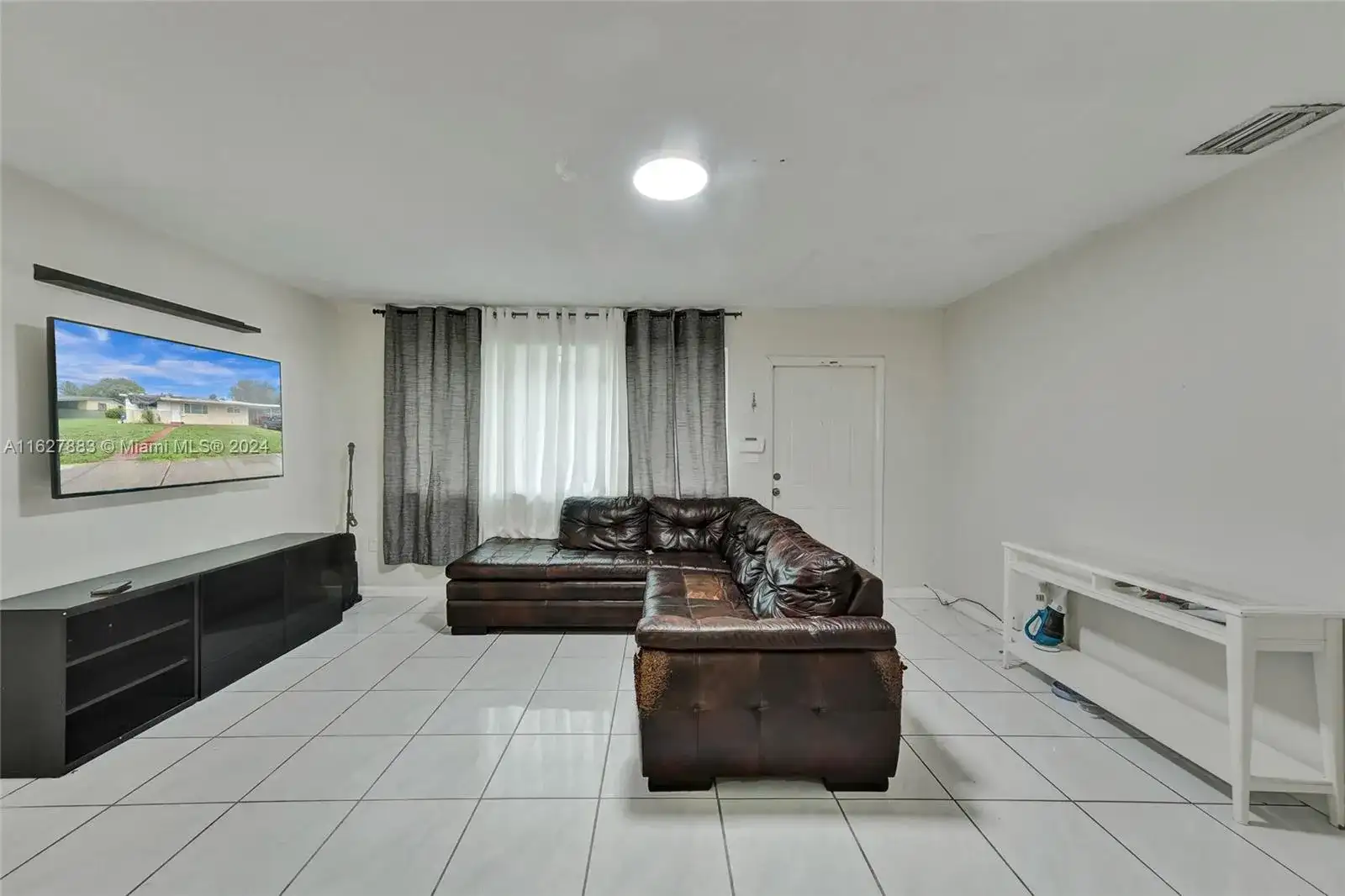 741 NW 175th Dr, Miami Gardens FL 33169 photo 5