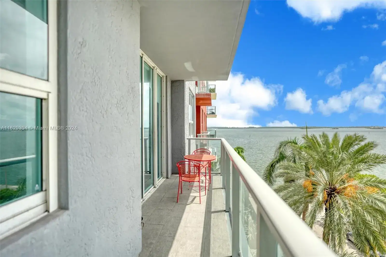 1155 Brickell Bay Dr, Miami FL 33131 photo 2