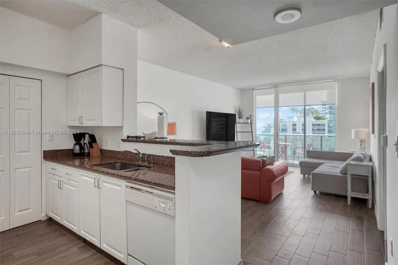 1155 Brickell Bay Dr, Miami FL 33131 photo 5