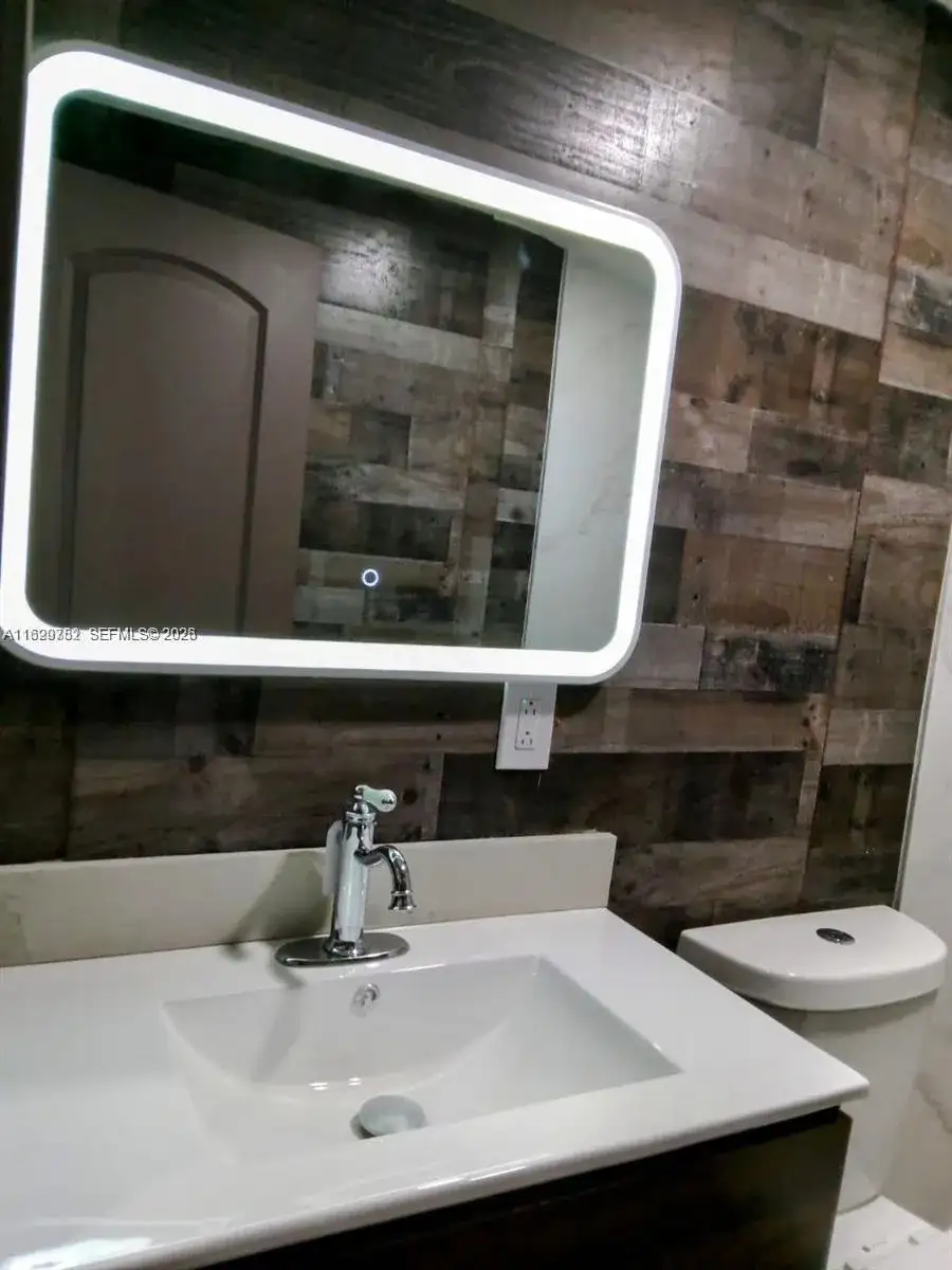2720 NW 29th St # 2720, Miami FL 33142 photo 4