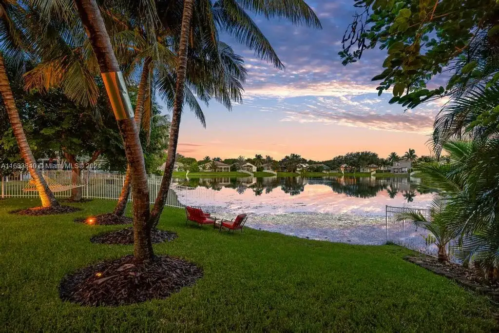 13134 NW 13th St, Pembroke Pines FL 33028 photo 4