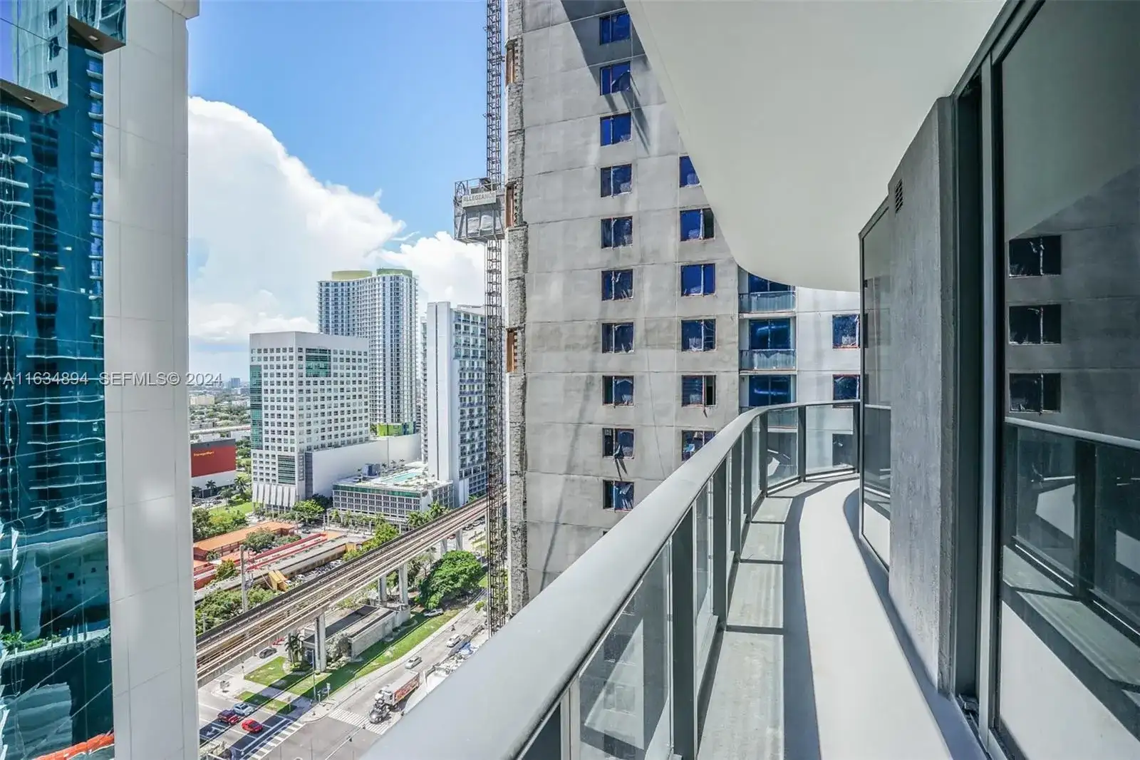 55 SW 9th ST # 2108, Miami FL 33130 photo 4