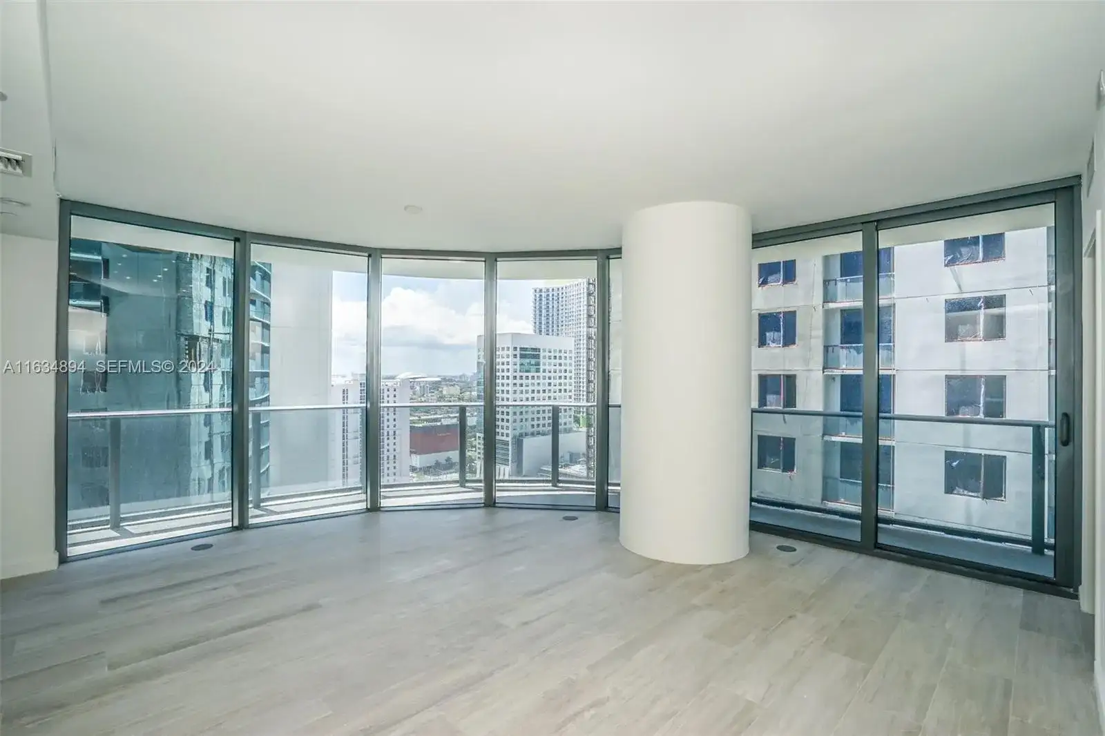 55 SW 9th ST # 2108, Miami FL 33130 photo 5
