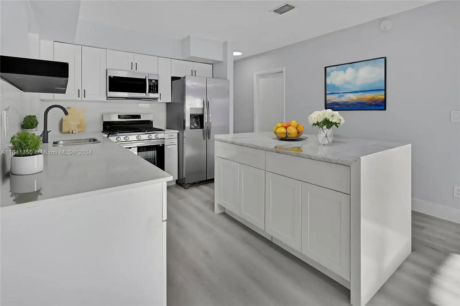 21341 NE 25th Ct, Aventura FL 33180 photo 5