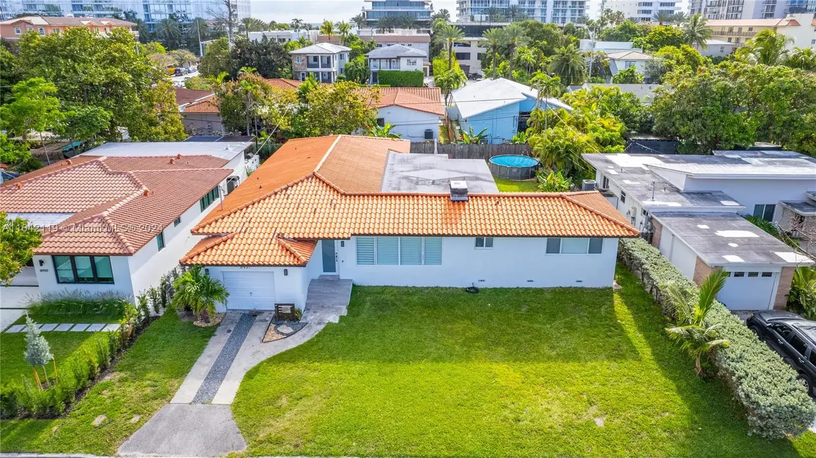 8951 Abbott Ave, Surfside FL 33154 photo 2