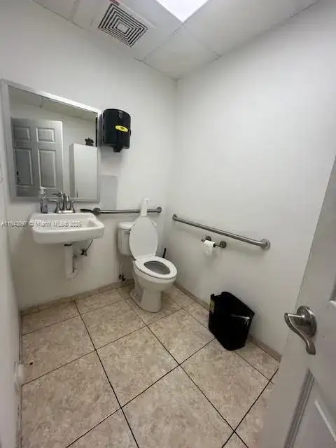 3300 NW 112th Ave # 9, Doral FL 33172 photo 4